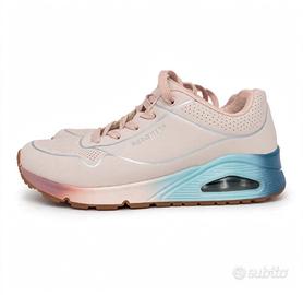 Skechers