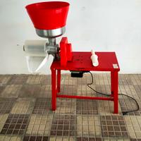 Macchina passa pomodoro 