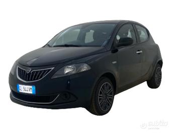 Lancia Ypsilon III 1.0 firefly hybrid Silver Plus 