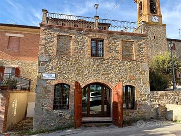 CASTIGLIONE DELLA VALLE - APPARTAMENTO INDIPENDENT