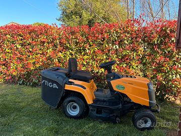 Trattorino Tagliaerba Stiga ESTATE 2084 H