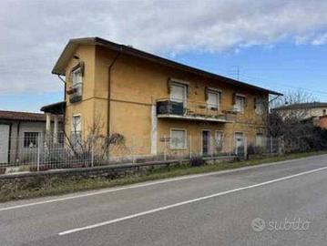 Immobile in asta di 838 m² a Cazzano di Tramigna