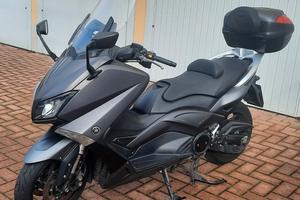 Yamaha T Max 530 - 2015