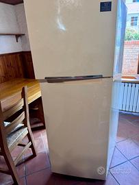 Frigorifero doppia porta Samsung classe A+