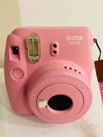 FOTOCAMERA ISTANTENEA- FUJIFILM INSTAX MINI 9 + CU