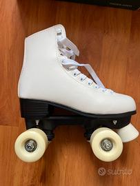 Coppia pattini a rotelle Roces bianchi mai usati