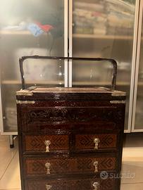 Antica scatola da sposa cinese