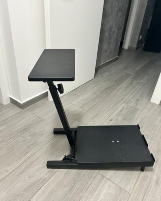 Supporto per volante e pedaliera