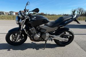 Honda hornet 600