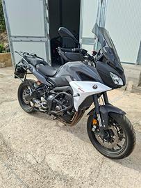Yamaha tracer 900