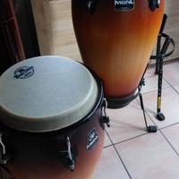 Congas Meinl con stand Marathon Classic