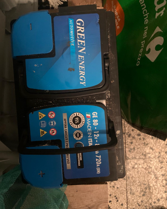 Batteria macchina nuova