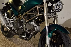 🏍️ DUCATI MONSTER 600 DARK - 1999 - SOLI 5.750 KM