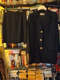 tailleur nero di Armani