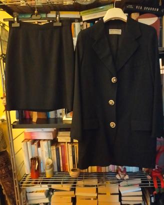 tailleur nero di Armani