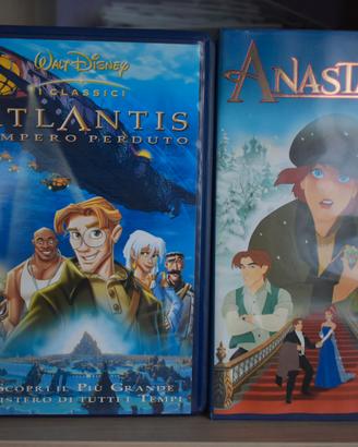 Oltre 50 videocassette VHS