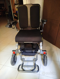 Sedia a rotelle elettrica