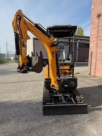 MINIESCAVATORE JPC HT18