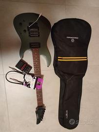 Chitarra elettrica Yamaha RGX 4 20S e pedale 
