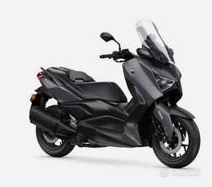 Yamaha XMAX