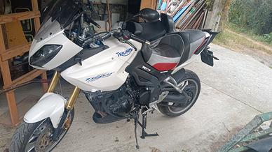 Triumph Tiger sport 