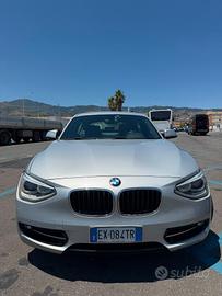 Bmw 118d sport con grande computer e telecamere 11