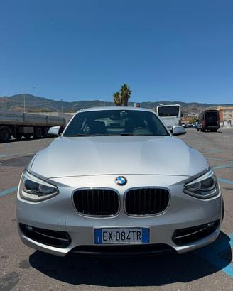 Bmw 118d sport con grande computer e telecamere 11