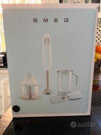 Frullatore a immersione con accessori Smeg