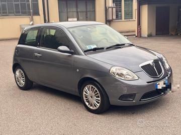 Lanciay 1.2 benzina km 73.000