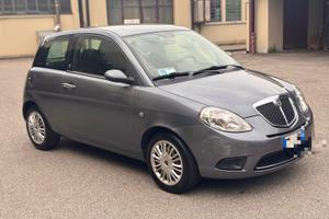 Lanciay 1.2 benzina km 73.000