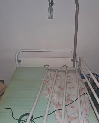 letto ortopedico elettrico per lunga degenza 