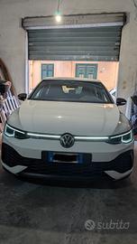 Golf 8 GTE 245 cv