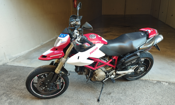Ducati hypermotard 1100S termignoni