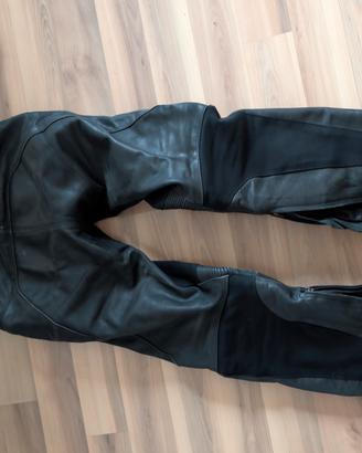 pantaloni da moto 