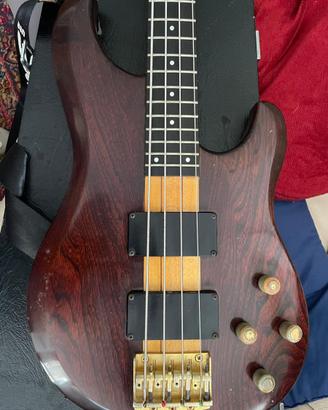 Basso Ibanez Musician MC924