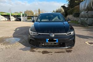 Volkswagen Golf 8 1.5 TSI 150 CV R-Line