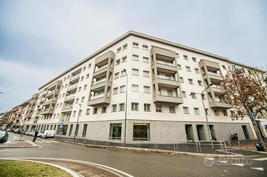 2 LOCALI A MILANO