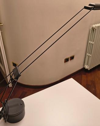 LAMPADA DA TAVOLO