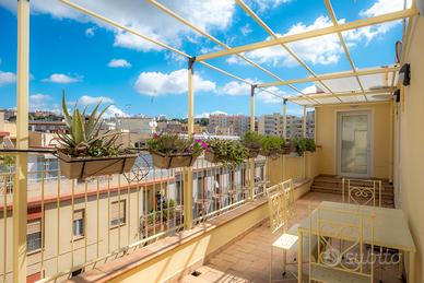 Attico con 2 camere e terrazza - studenti