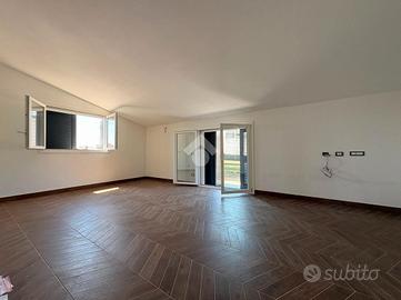 4 LOCALI A SUZZARA
