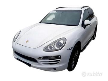 PARTE ANTERIORE – PORSCHE CAYENNE