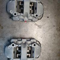 Pinze freno Brembo a 4 pompanti monoblocco.