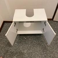 Mobiletto salvaspazio per lavabo