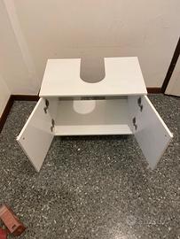 Mobiletto salvaspazio per lavabo