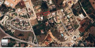 Terreno di 595 m² a Noci