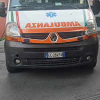 Ambulanza renault master