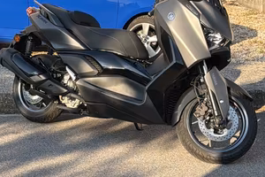 XMAX 300 TECHMAX