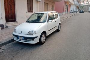 Fiat 600 del 2001