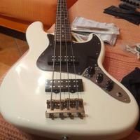 Fender jazz bass Modern player 2011