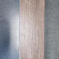 Mattonella finto legno in gres porcellanato 